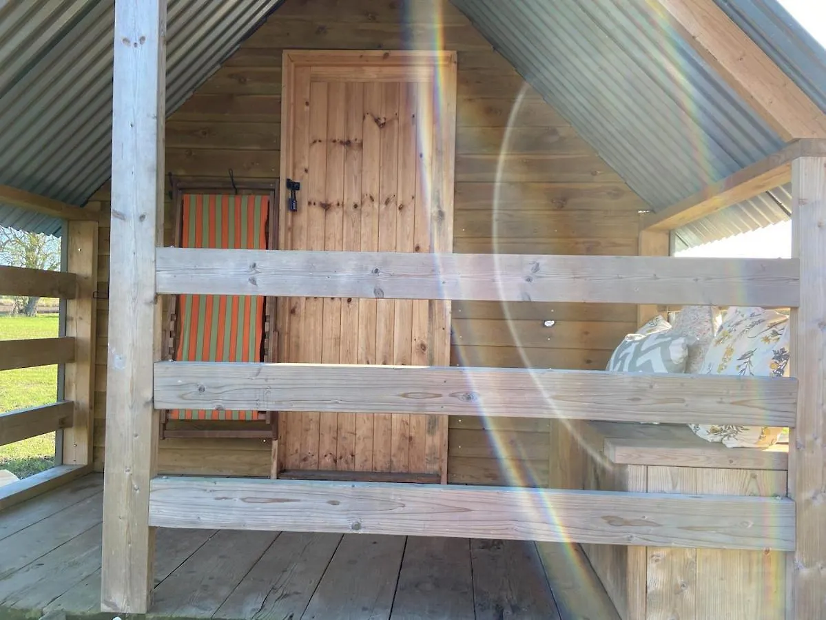 Fen Meadows Glamping - Luxury Cabins And Bell Tents Cambridge  Camping