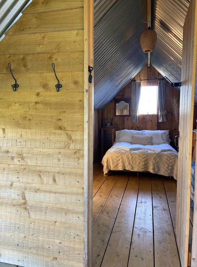 Kemping Fen Meadows Glamping - Luxury Cabins And Bell Tents Cambridge