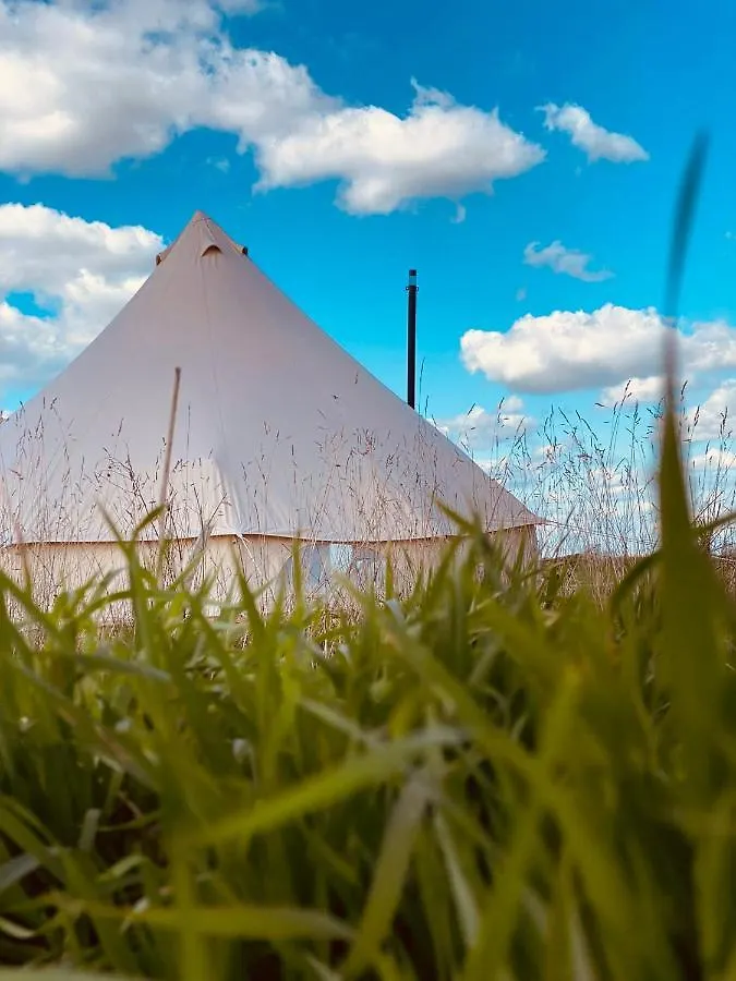 Fen Meadows Glamping - Luxury Cabins And Bell Tents Cambridge  Kemping